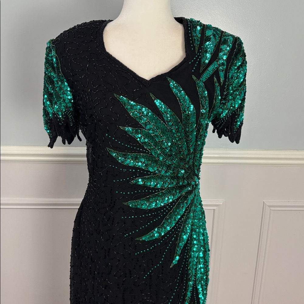 Vintage Carina Black Green Sequin Beaded Dress Size Medium 100% Silk Formal Sz M - Picture 3 of 15